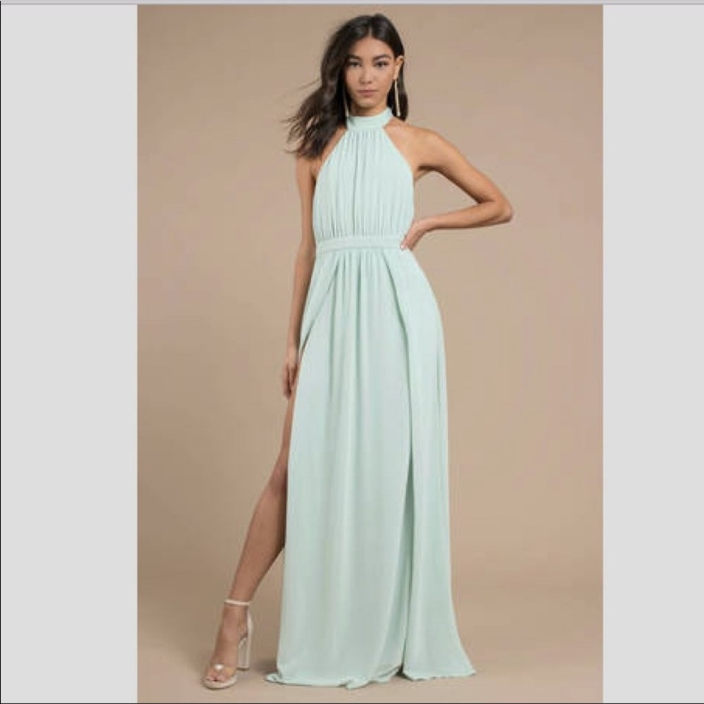 🚨PRICED TO SELL🚨TOBI Open Back Halter MAXI Dress